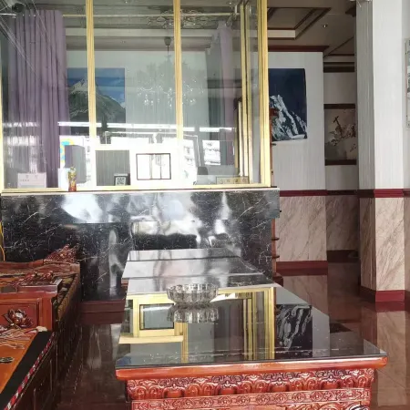 Yaxin Longjiang Hotel