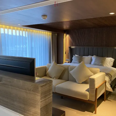 Nilv Zhixing Keshe Hotel