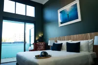 The Blue Hotel Bondi Hotels in Bondi Beach