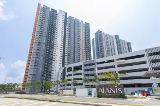 Alanis Sepang@Klia-Klia2