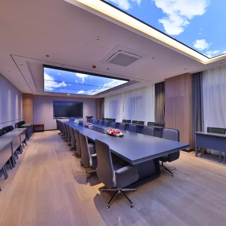 Jiangcheng Junzhi Hotel