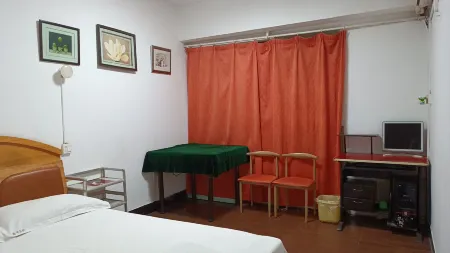 Harbour Inn Отели рядом с достопримечательностью «University of Three Gorges - Faculty of Science»