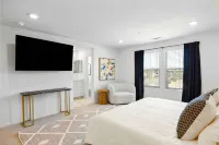 los angeles Ontario 3 bedroom and 3 bath sigle house Hotels near Plaza Cardenas