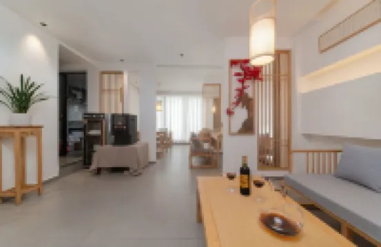 七分民宿（鳳凰古城磁浮攬勝站店） 鳳凰酒店