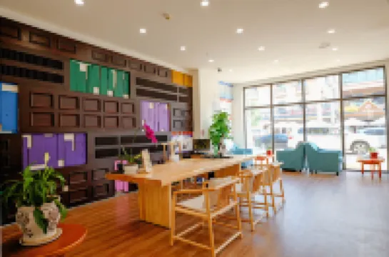 There is a snow inn here