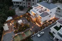 Qingmo Mountain Hidden · Mid-Mountain B&B (Sanbao International Pottery Village) - Rooftop Pools