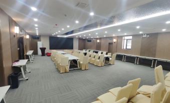Wuhan Guohao Holiday Hotel (Xinzhou)