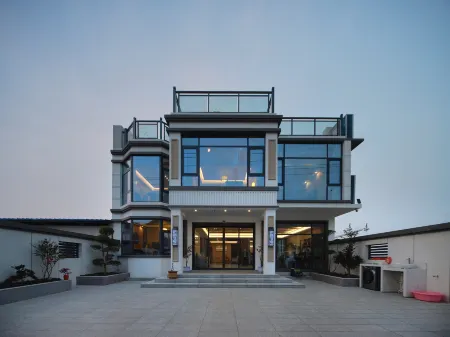 Zhou to the Great Qin residents lodge (Louguan platform shop) Отели в г. Чжоучжи