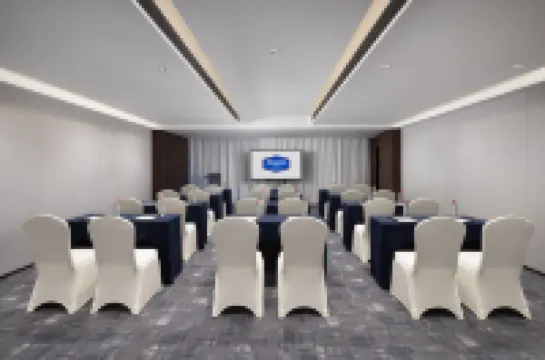 แฮมป์ตัน บาย ฮิลตัน สวนเยาวชน เสิ่นหยาง