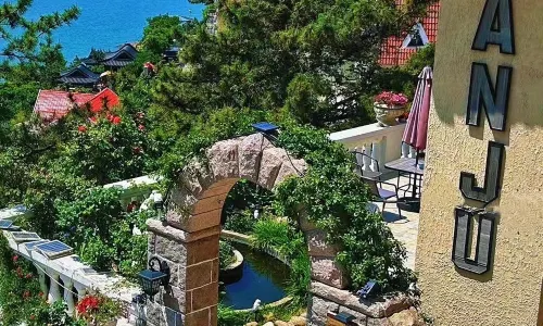 Manju Gallery Hotel and Boutique (Qingdao, Laoshan)