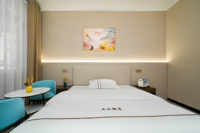 Kunming Shangyi Hotel (Guandu Town) Hotel in zona Wenming Pavilion