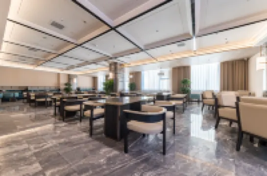 Jinghe Licheng Hotel