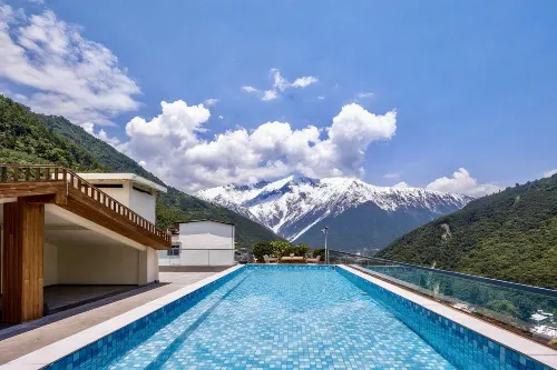 Hailuogou Yunman Warm Resort Hotel Hotels in Luding