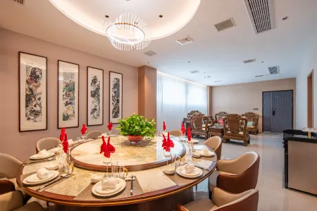 Jifeng International Hotel (Yibang International Branch of Suzhou Third Junior High School) Отели в г. Сучжоу