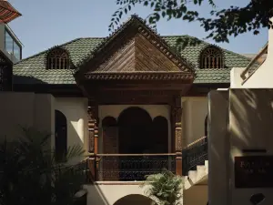 Faman ▪ Tina Riad Courtyard-Style Hotel (Yining Liuxing Street)