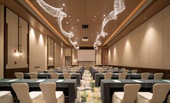 Holiday Inn  Pu'er Jingmai