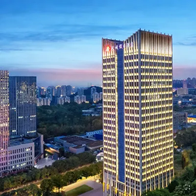 Great Wall Holiay Inn (Yichang Three Gorges Wuyue Plaza Yiling Wanda stored) Hotels near Sanxia University