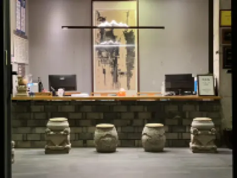 Pushi Ancient Town Meet B&B