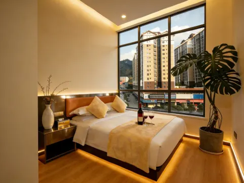 Nandan • Manman 〡MMMWMWARSMARTARTDESWGN Boutique Stay (Bus Station Jin Furong Plaza)