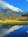 Lijiang Manqiwan Snow Mountain Ye She Min Su