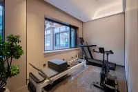 Moshang Light Luxury Hotel (Datong Ancient City Huayan Temple Branch)