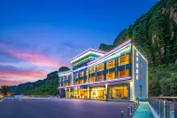 Wu'an Yuxiang Resort Hotel (East Taihang Jingniang Lake Scenic Area Branch)