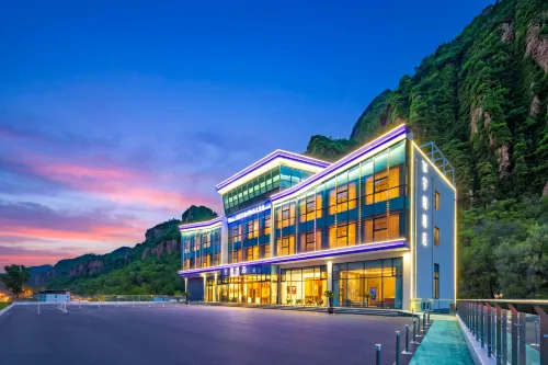 Wu'an Yuxiang Resort Hotel (East Taihang Jingniang Lake Scenic Area Branch)