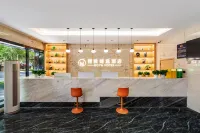 Boya Premium Selected Hotel (Weiqu South Subway Station)