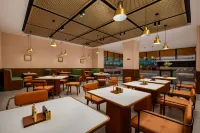 James Joyce Coffetel Hotel (Hulunbuir College Hailar Airport) - 주차장