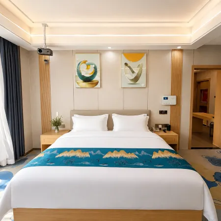 Suoxian Tagade Hotel