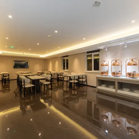 Feixi Hotel (Baoding Station Wanbo Square)