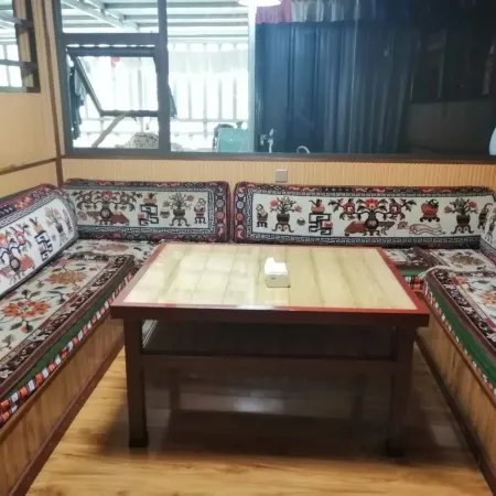 Shenglu Business Hotel