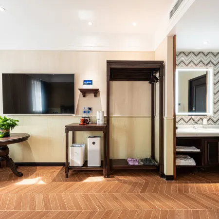 Yake Town Hotel (Changchun Railway Station)