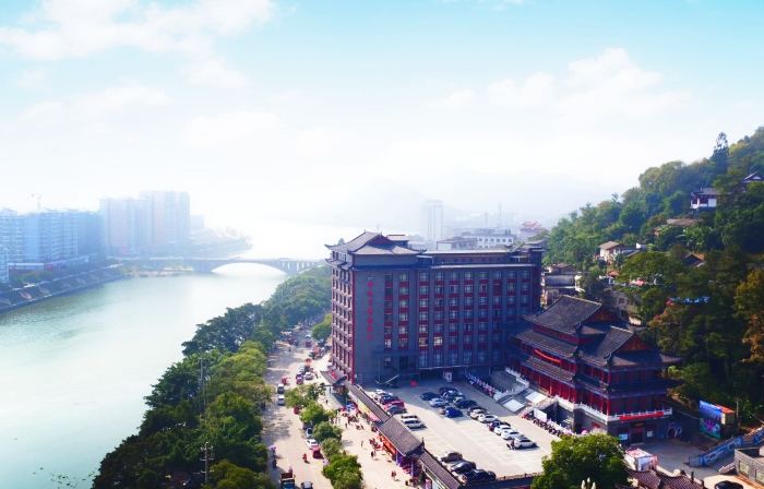 Yongfu County Golden Coast Royal Blessing Hotel