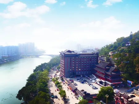 Yongfu County Golden Coast Royal Blessing Hotel Отели в г. Юнфу