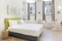Ascensor da Bica - Lisbon Serviced Apartments Hotel in zona Bairro Alto