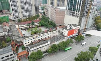 Huaihua Tongcheng Yingtai International Apartment Hotel