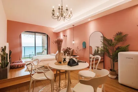 Huidong Shuangyuewan Yuehai Quanhai Seaview Beautiful Suite