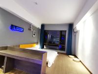 长沙v12影院酒店 - V影视大床房（无电脑 ）
