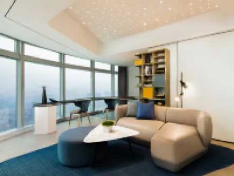 DoubleTree by Hilton Foshan-Nanhai Hotels near HuangQi BuXingJie