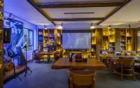 Fanjing Mountain also likes B & B - bar