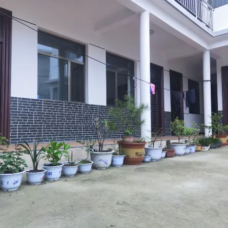 Tianshui Maiji Chinese Inn