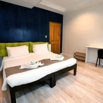 Pescadores Suites Moalboal