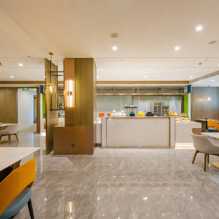 Langfang  Station Guangming Bridge Atour Hotels