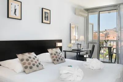 Best Western Hotel Mediterranee Menton Hotel dekat Port de Menton Garavan