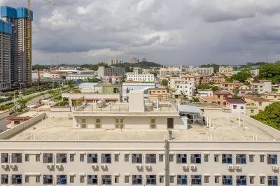 Jiangmen Aoli'an Apartment Hotels in Binjiang Sports Stadium/ZhuXi ICEC