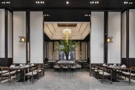 Tianmu Lake Yuhu Peninsula Hot Spring Hotel Отели в г. Лиян