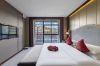 Minshan Hotel