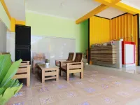 Losmen Alden Hotels in Kretek