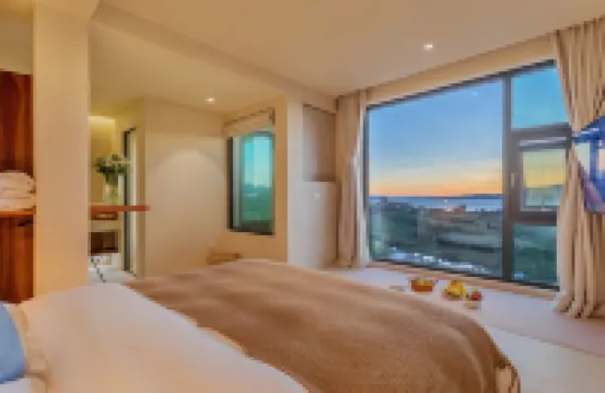 The Sunset Puyue Villa